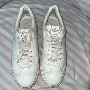 Valentino Garavani Rockstud Flycrew White Sneakers Size EU 39 / US 8.5 /9